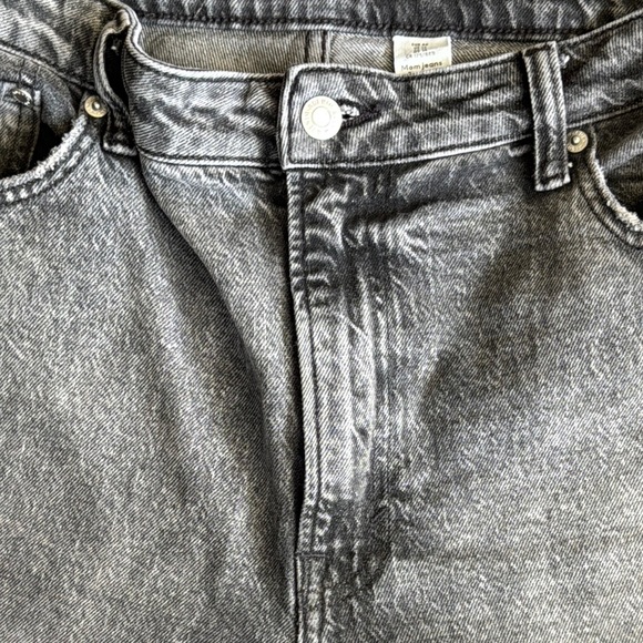 H&M & Denim Light Gray Denim Jeans - Picture 4 of 5